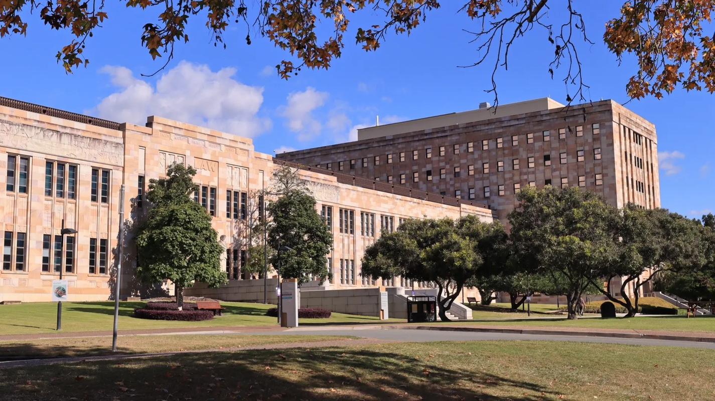 澳本 | 斩获昆士兰大学本科录取Offer